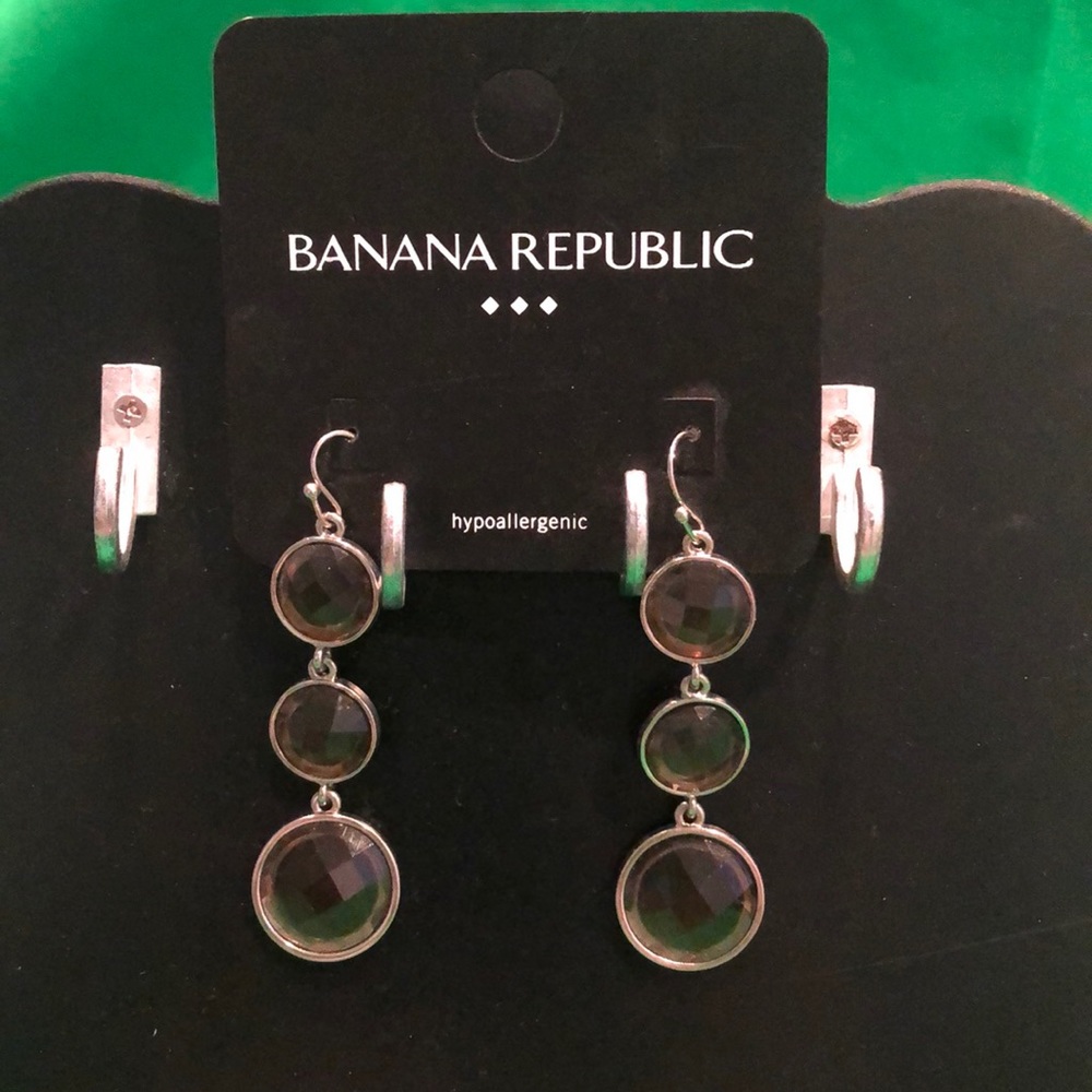 Banana Republic Drop Earrnings